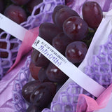 山梨産富士の輝(ふじのかがやき)「ブラックシャインマスカット」2房化粧箱入